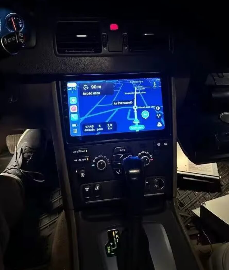 – típus specifikus autóhifi VOLVO XC90 (2004-2014) 9