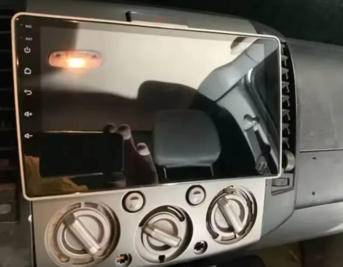 – típus specifikus autóhifi Ford Ranger (2006-2010) 9